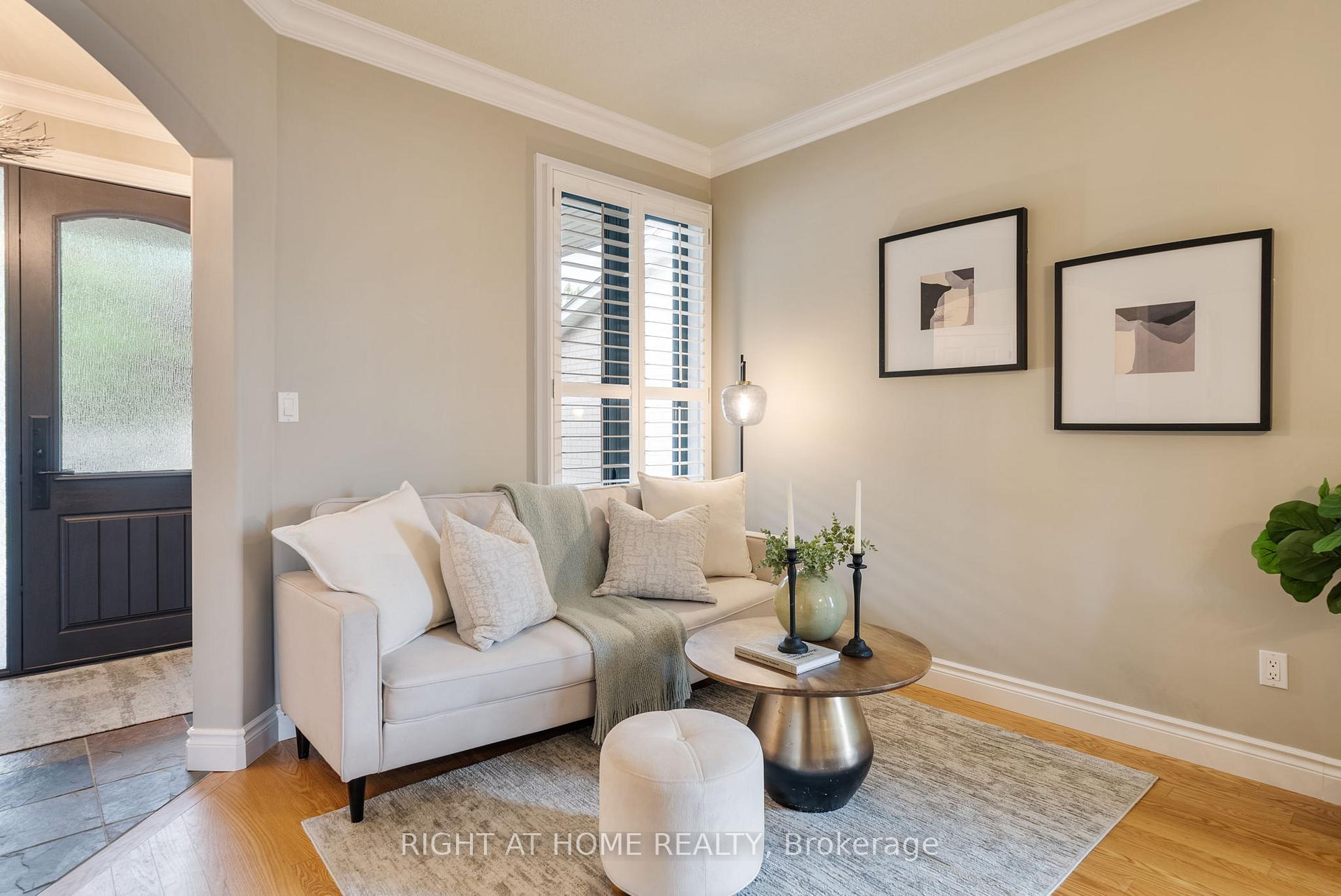 Photo 3 of 489 Britannia Avenue E, Oshawa, Kedron — HOMEH