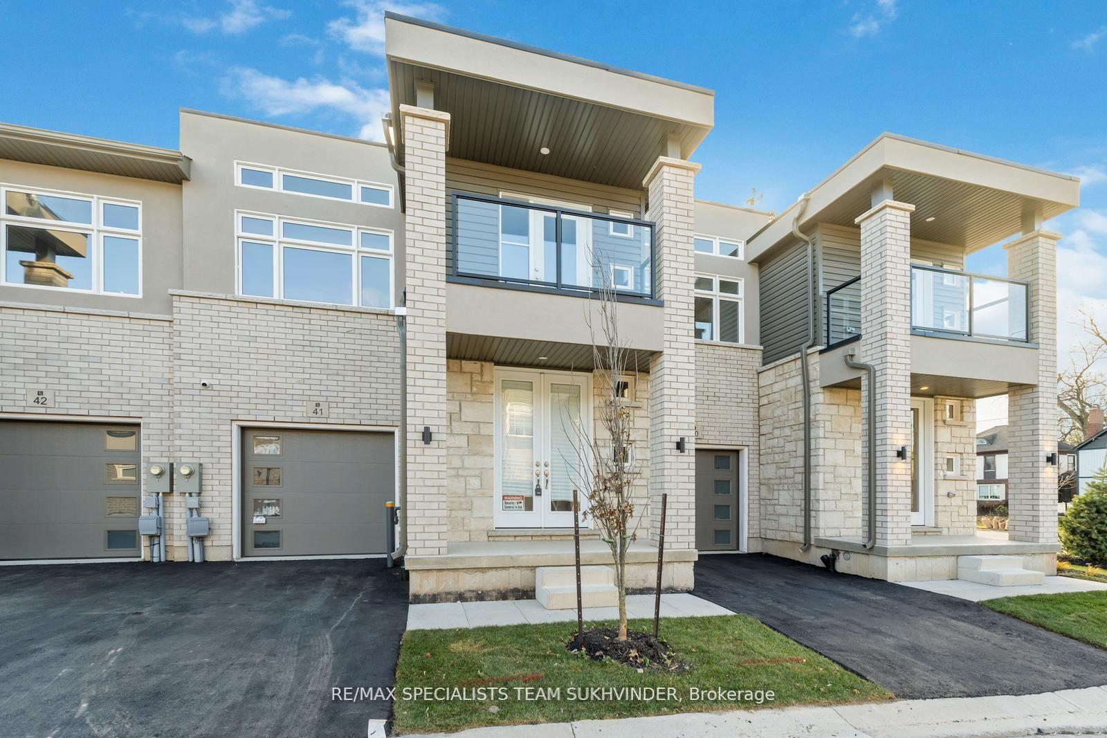 Photo 2 of Unit 41, 5672 Dorchester Road, Niagara Falls, Hospital — HOMEH
