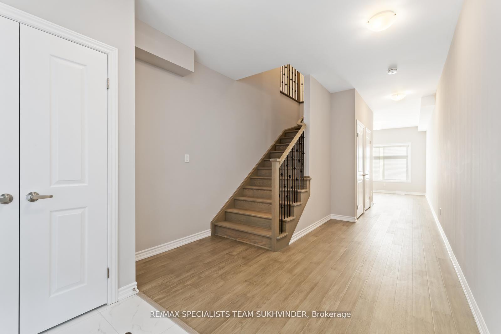 Photo 7 of Unit 41, 5672 Dorchester Road, Niagara Falls, Hospital — HOMEH
