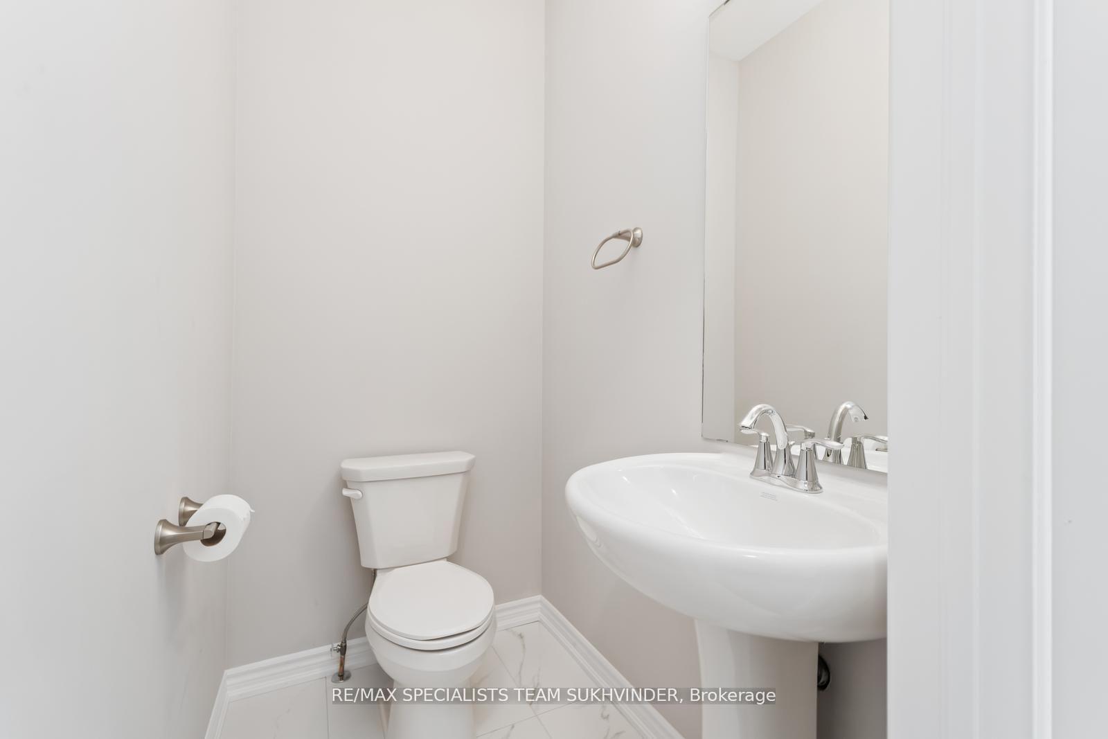 Photo 17 of Unit 41, 5672 Dorchester Road, Niagara Falls, Hospital — HOMEH