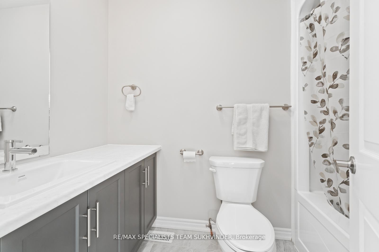 Photo 22 of Unit 41, 5672 Dorchester Road, Niagara Falls, Hospital — HOMEH