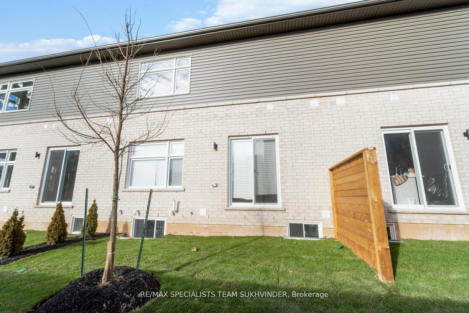 Photo 38 of Unit 41, 5672 Dorchester Road, Niagara Falls, Hospital — HOMEH