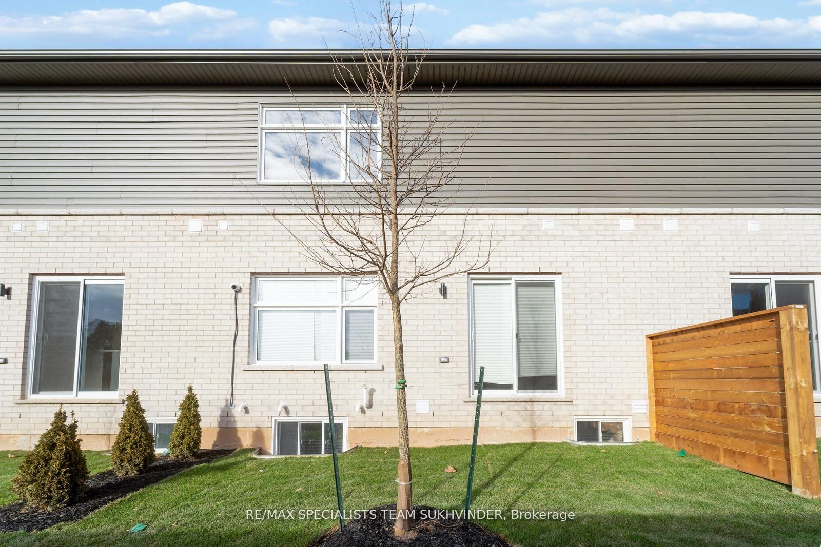 Photo 39 of Unit 41, 5672 Dorchester Road, Niagara Falls, Hospital — HOMEH
