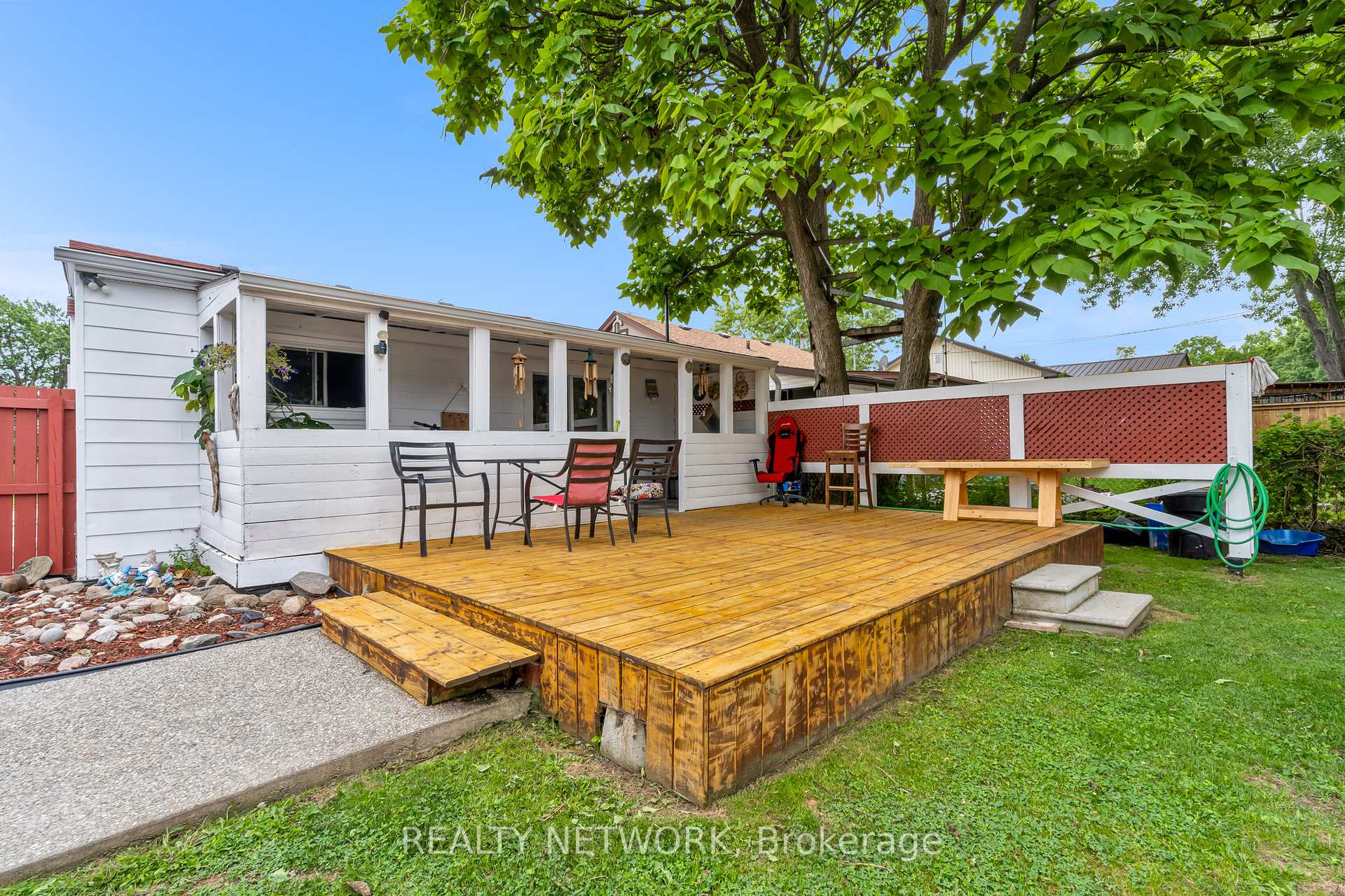 Photo 5 of 6277 Skinner Street, Niagara Falls, Arad/Fallsview — HOMEH