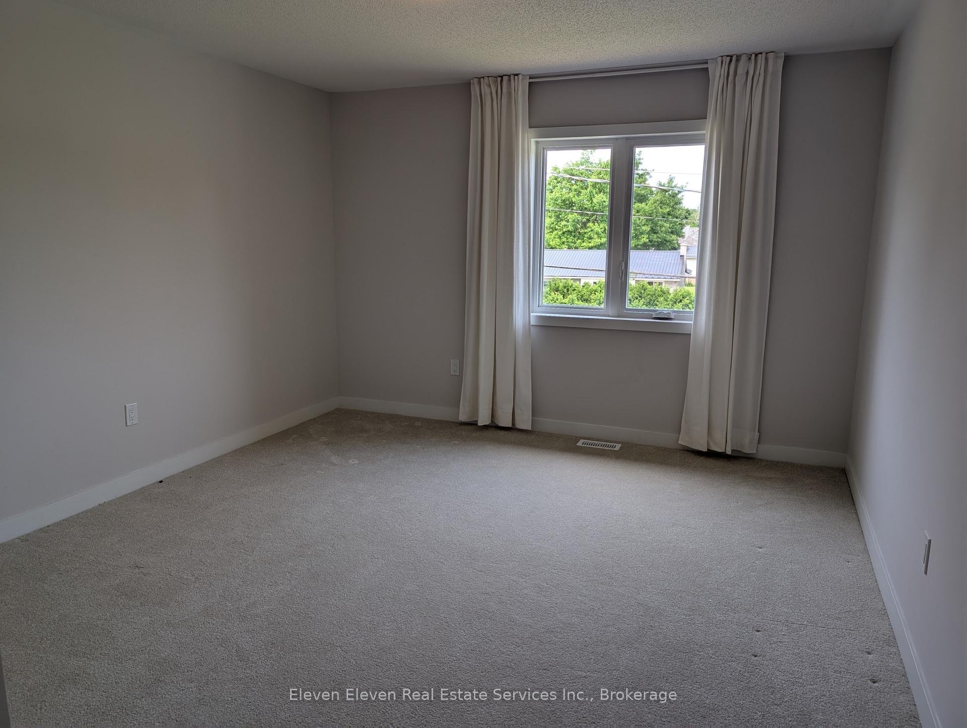 Photo 30 of 2 Butternut Drive E, Norfolk, Simcoe — HOMEH