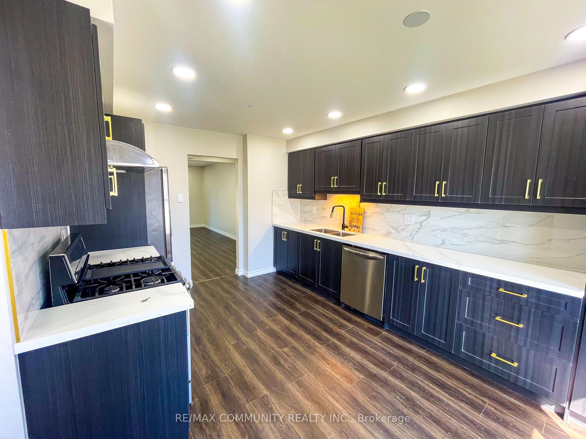 Photo 8 of 1268 Trowbridge Drive, Oshawa, Centennial — HOMEH