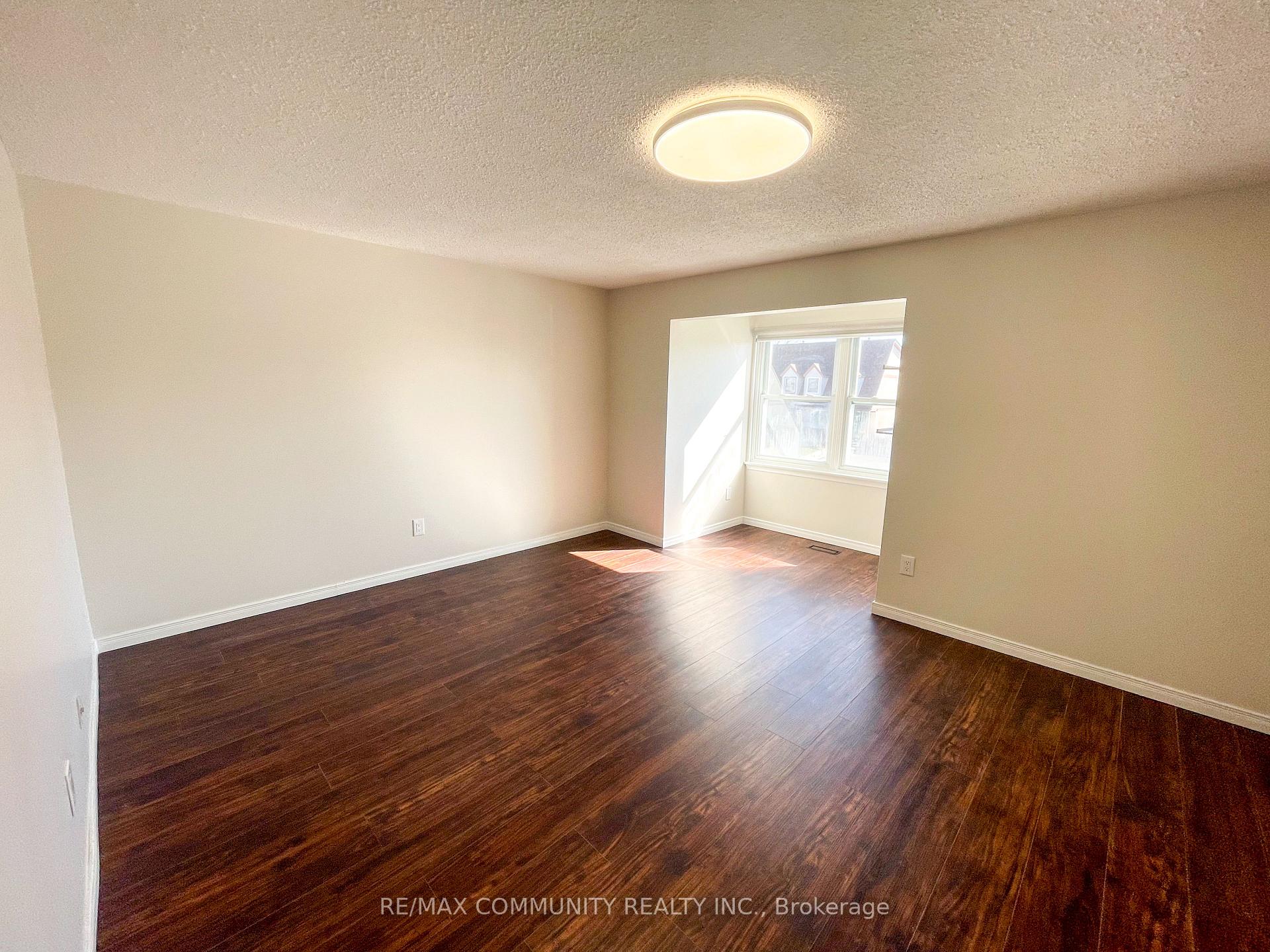 Photo 18 of 1268 Trowbridge Drive, Oshawa, Centennial — HOMEH