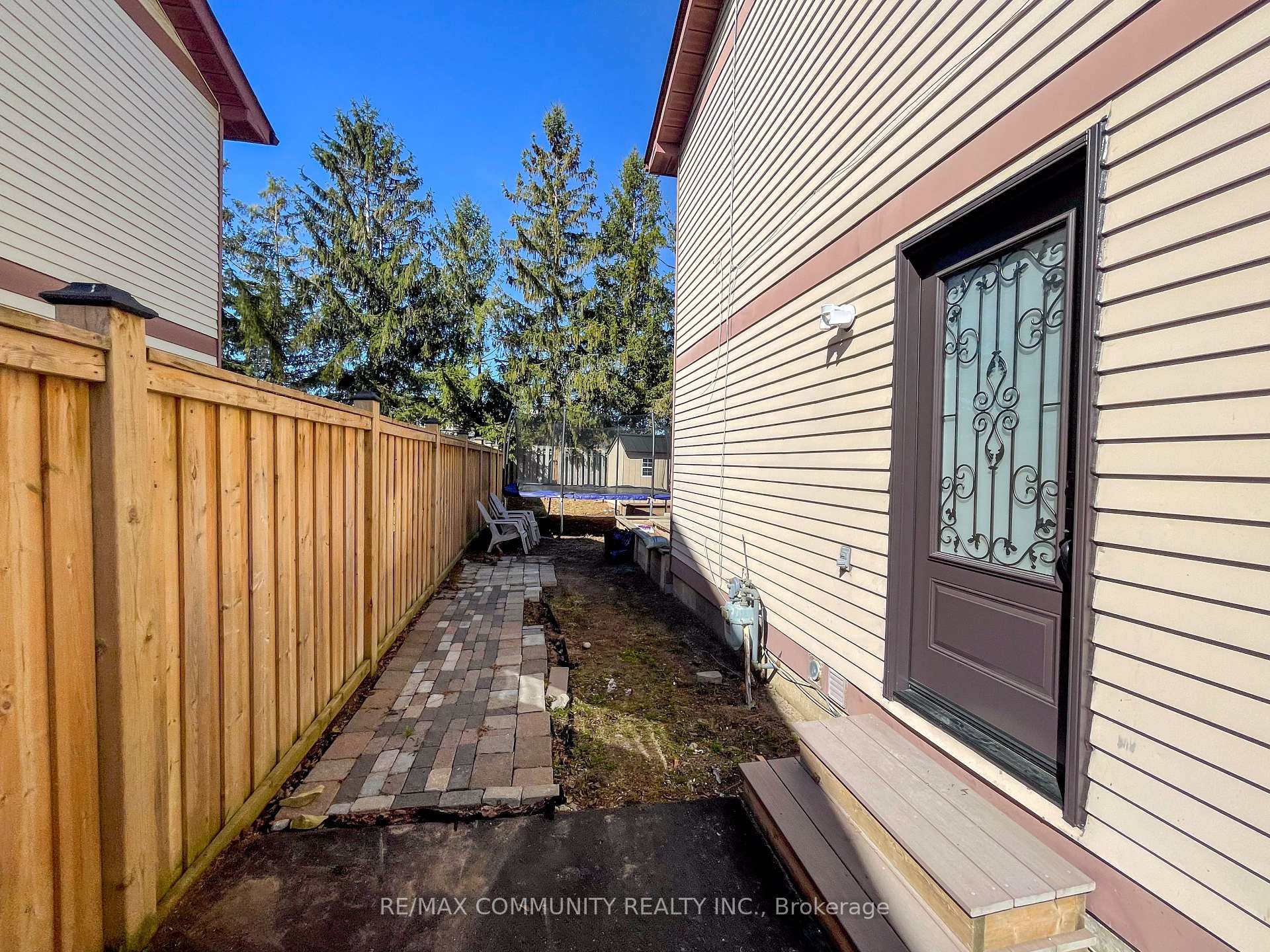 Photo 36 of 1268 Trowbridge Drive, Oshawa, Centennial — HOMEH