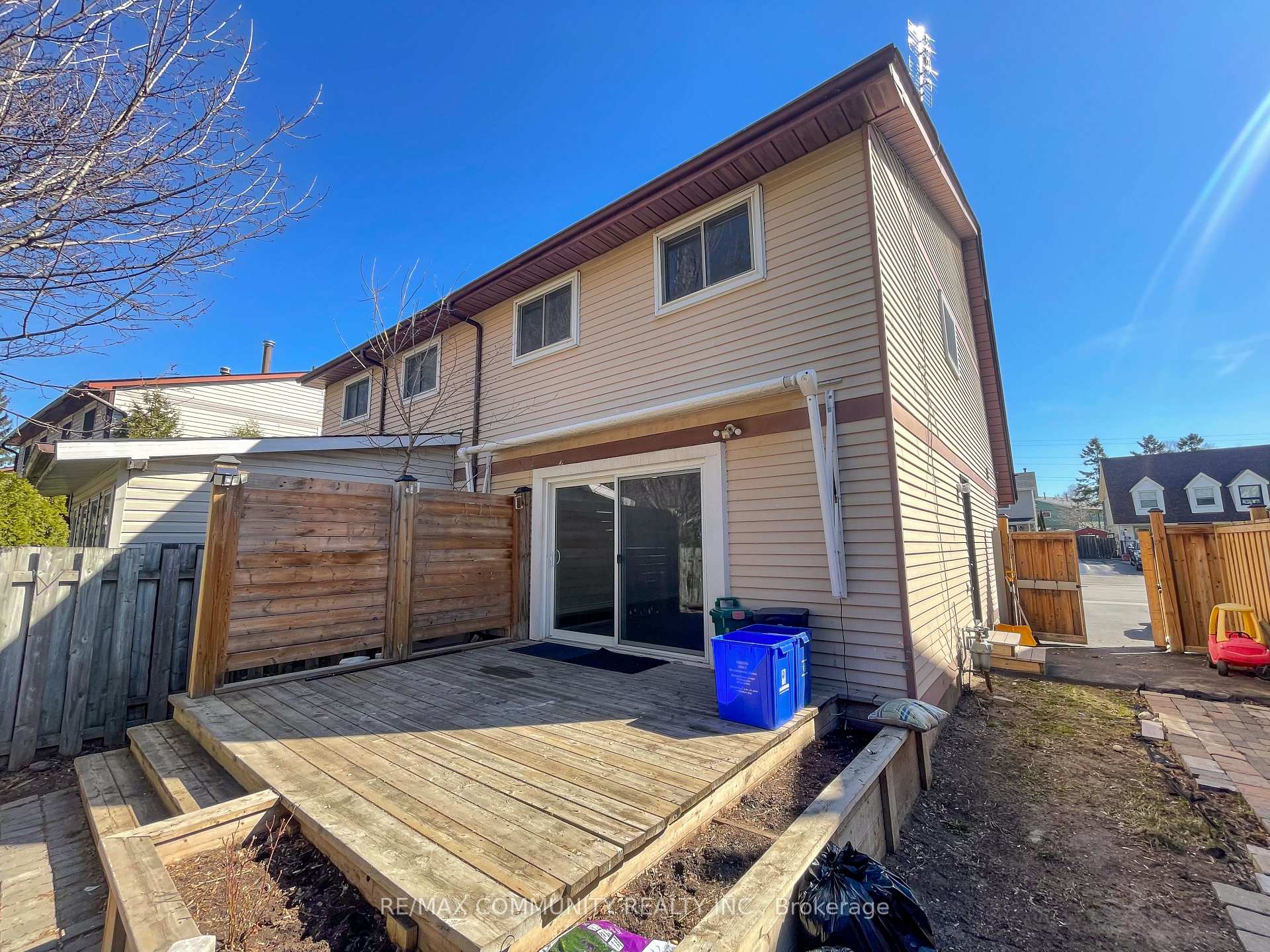 Photo 37 of 1268 Trowbridge Drive, Oshawa, Centennial — HOMEH
