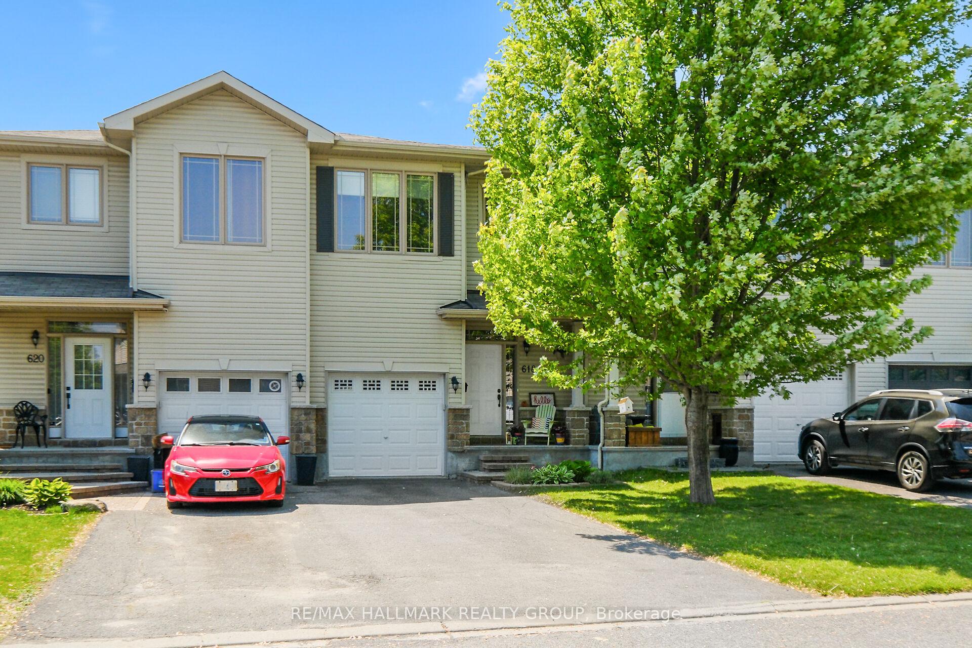 Front of 618 Spikemoss Place