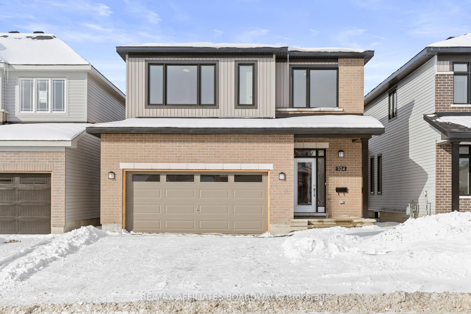 Front of 104 Lumen Place