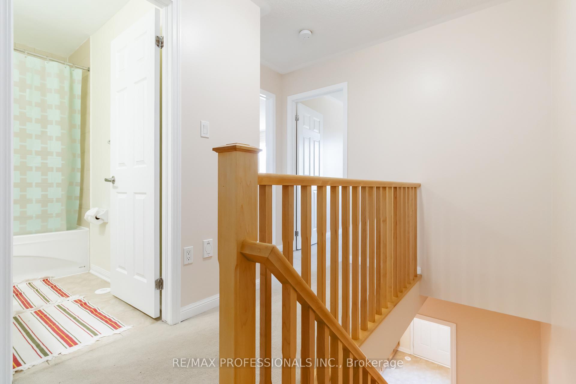 Photo 17 of 948 Sprague Place, Milton, Coates — HOMEH