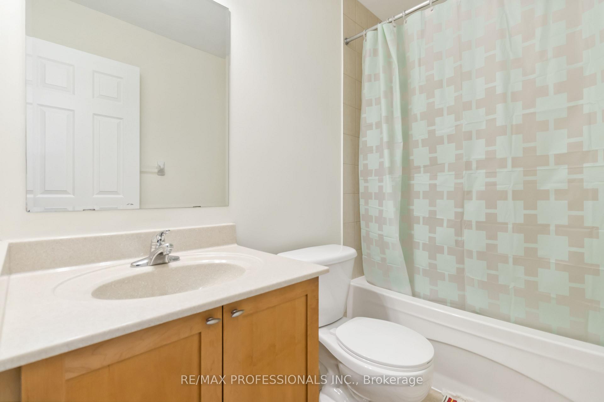 Photo 26 of 948 Sprague Place, Milton, Coates — HOMEH