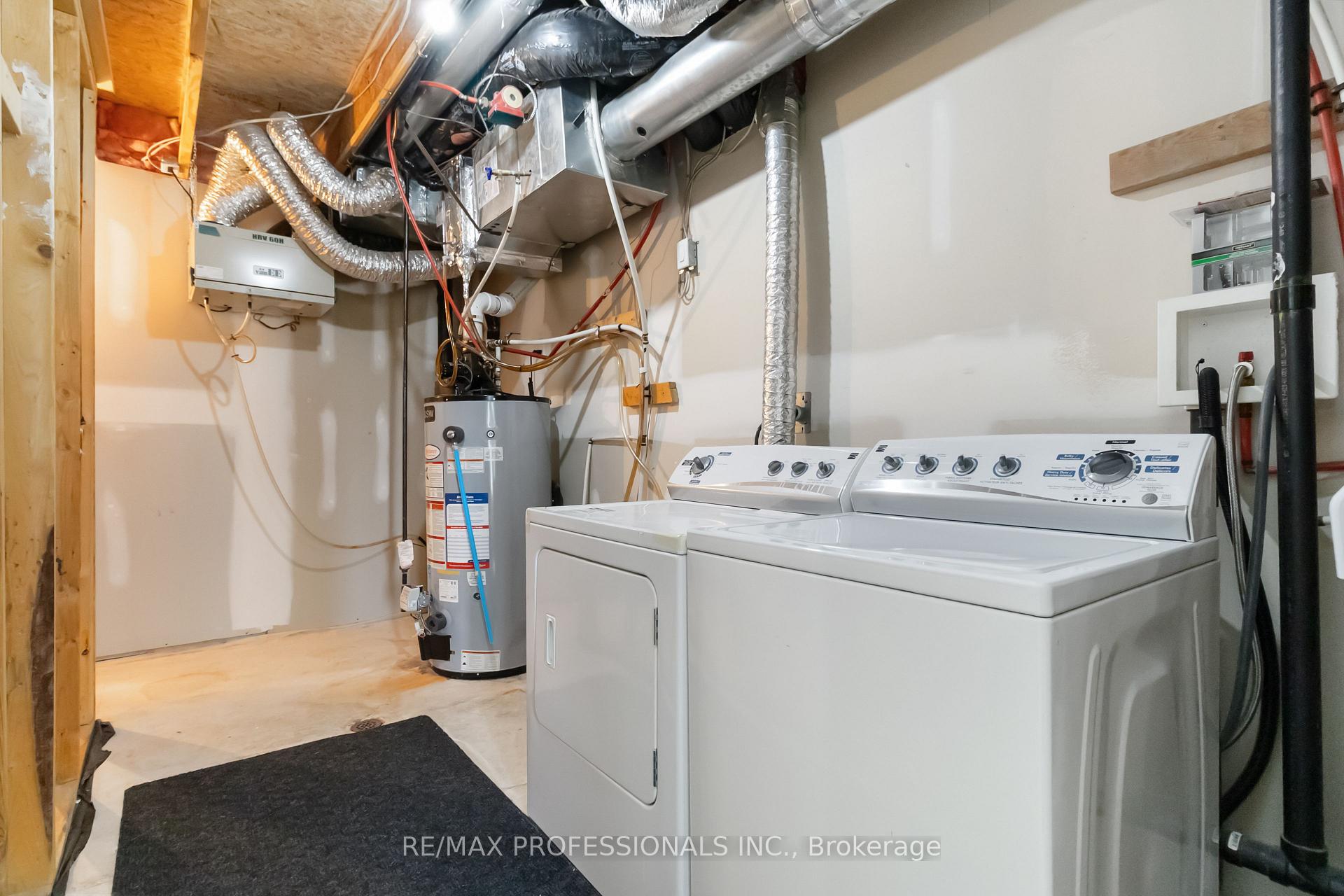 Photo 27 of 948 Sprague Place, Milton, Coates — HOMEH