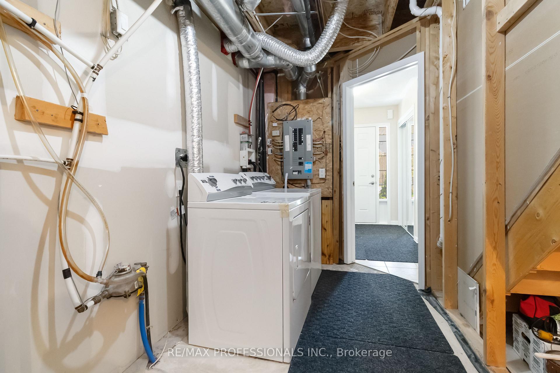 Photo 28 of 948 Sprague Place, Milton, Coates — HOMEH
