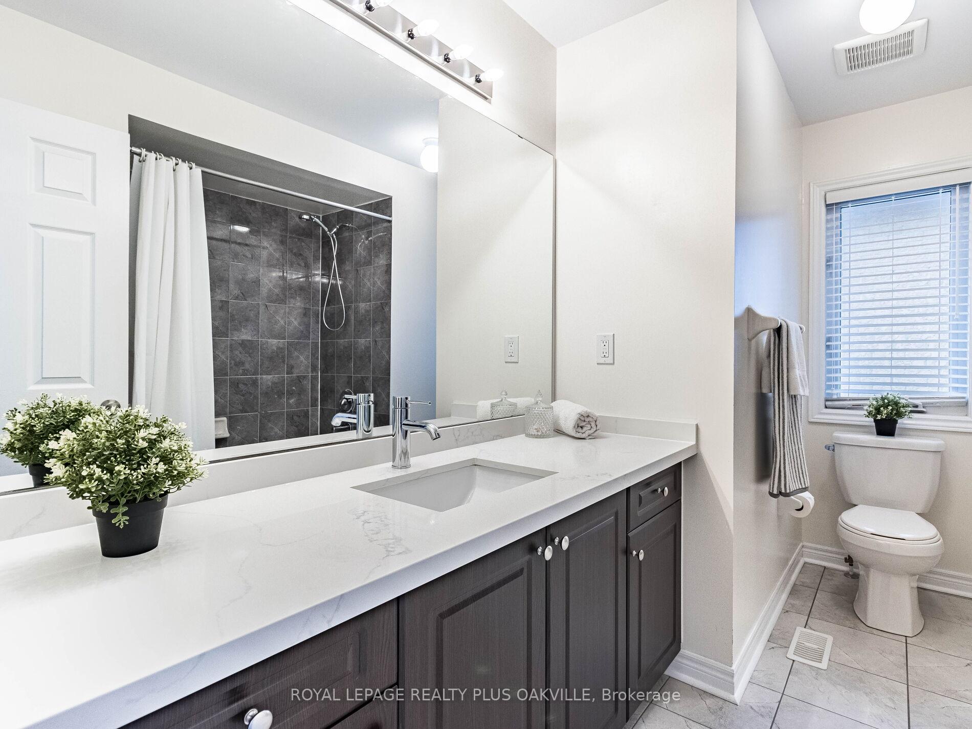 Photo 11 of 448 McGibbon Drive, Milton, Clarke — HOMEH