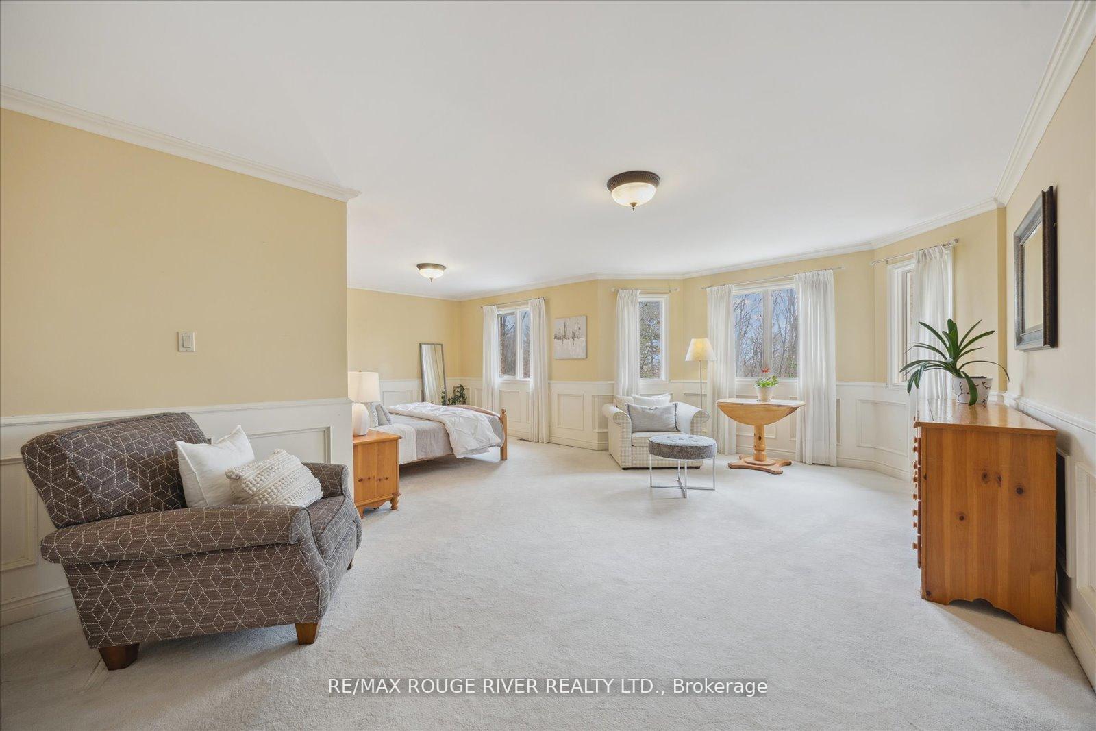 Photo 27 of 921 Duncannon Drive, Pickering, Liverpool — HOMEH