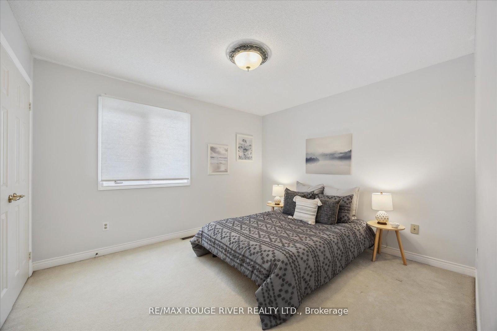 Photo 29 of 921 Duncannon Drive, Pickering, Liverpool — HOMEH