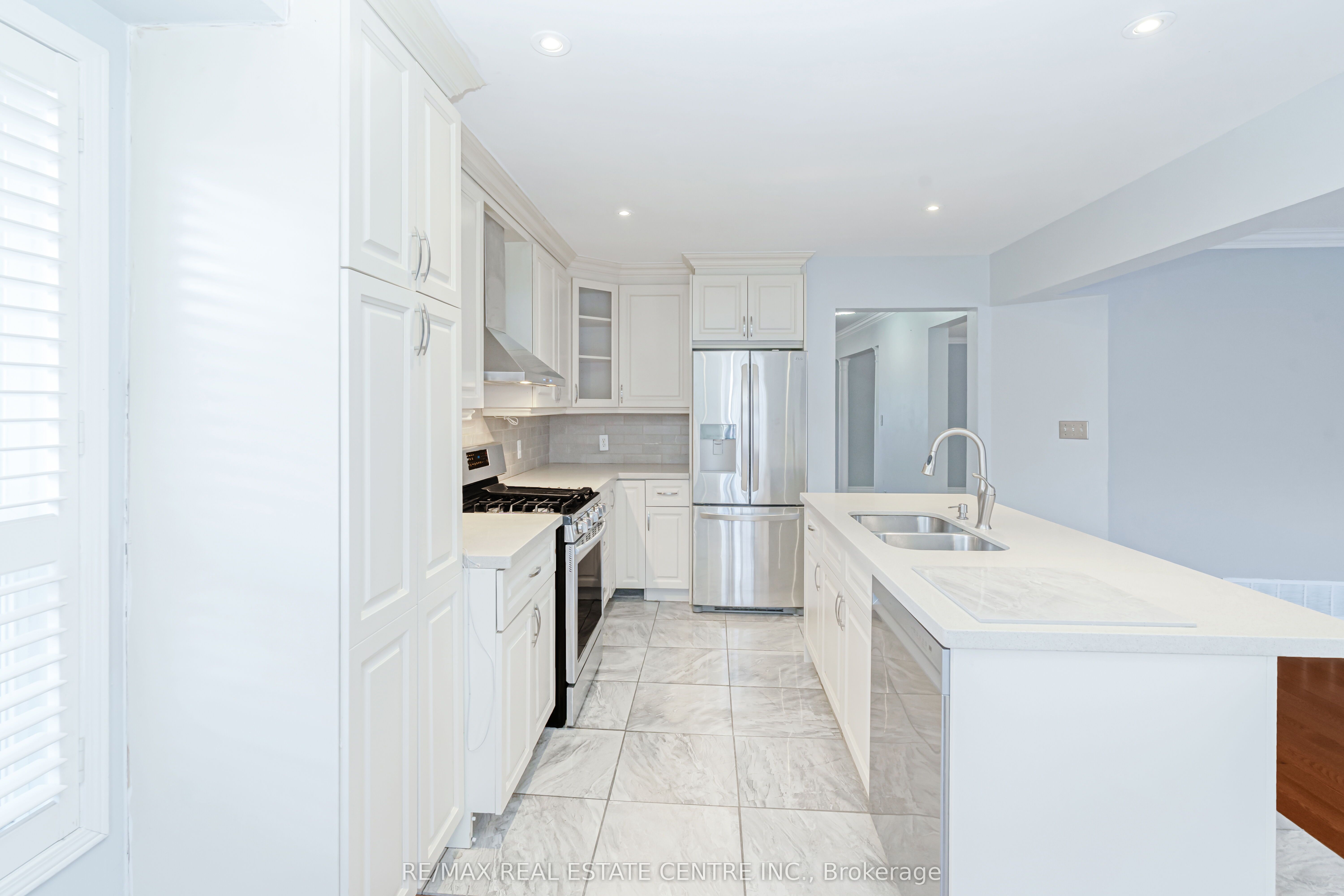 Photo 48 of 40 Olympia Crescent, Brampton, Fletcher's Meadow — HOMEH
