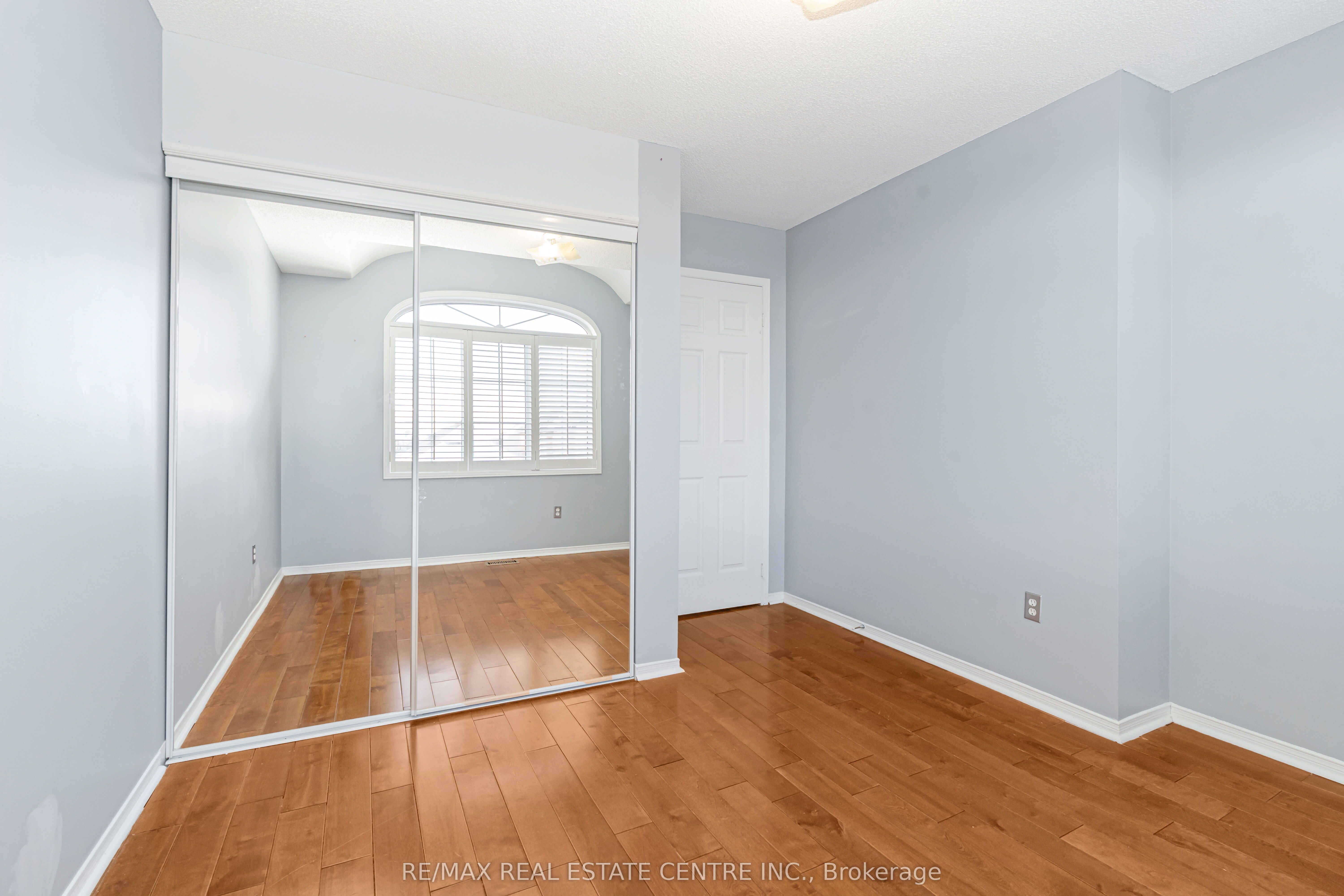 Photo 51 of 40 Olympia Crescent, Brampton, Fletcher's Meadow — HOMEH