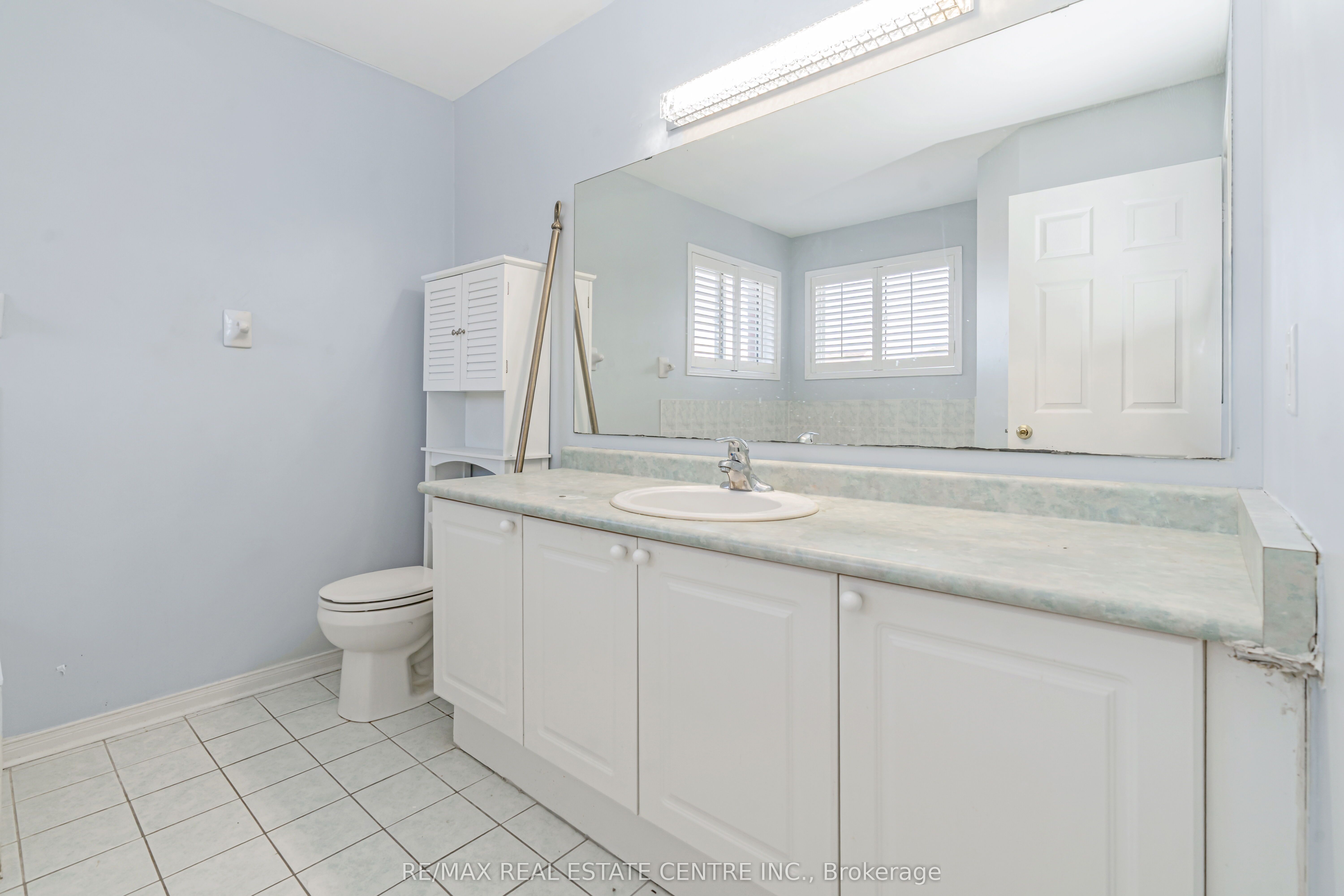 Photo 62 of 40 Olympia Crescent, Brampton, Fletcher's Meadow — HOMEH
