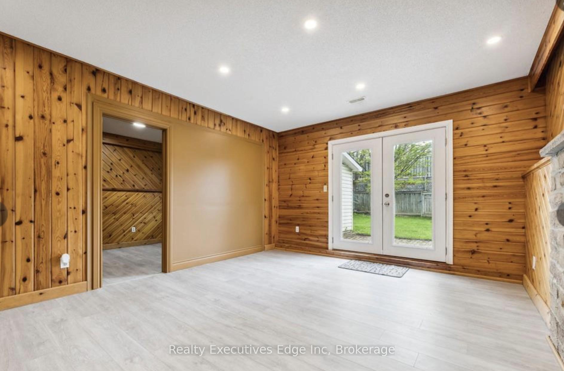 Photo 3 of 65 Overbank Drive, Oshawa, McLaughlin — HOMEH