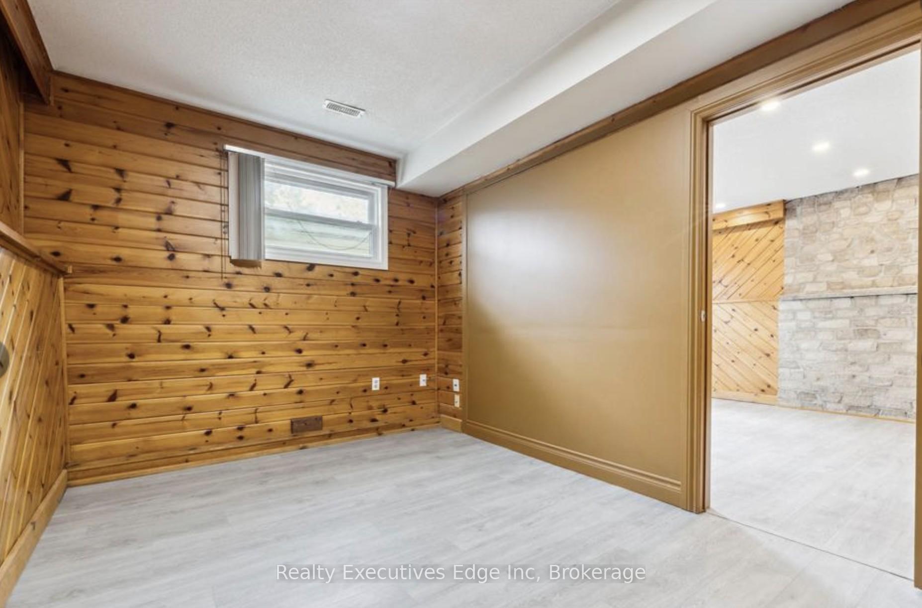 Photo 9 of 65 Overbank Drive, Oshawa, McLaughlin — HOMEH