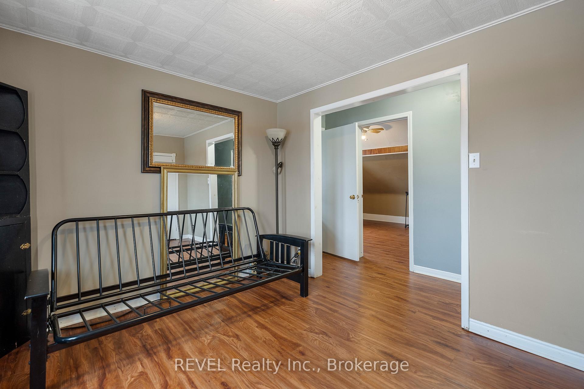 Photo 4 of Unit upper, 4099 Portage Road W, Niagara Falls, Cherrywood — HOMEH