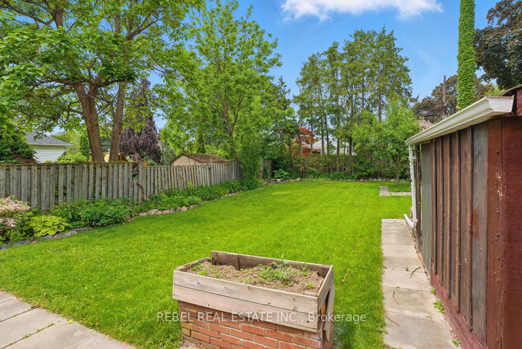 Photo 30 of 468 Athol Street E, Oshawa, Central — HOMEH