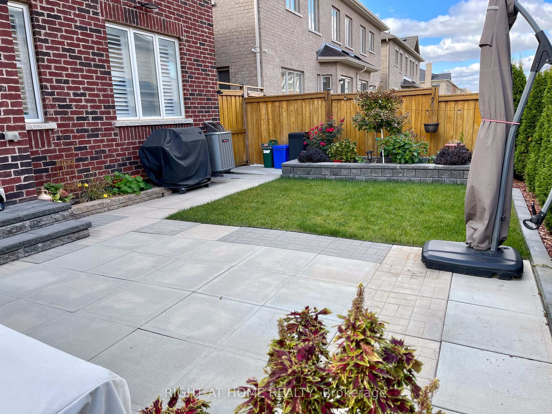 Photo 26 of 1515 Chretien Street, Milton, Ford — HOMEH