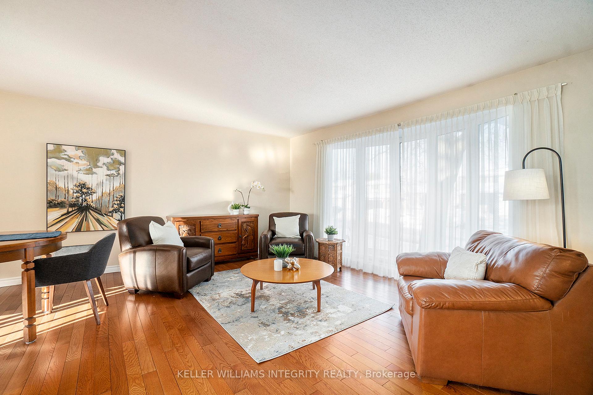 Photo 4 of 6359 Lumberman Way, Ottawa, Convent Glen South — HOMEH