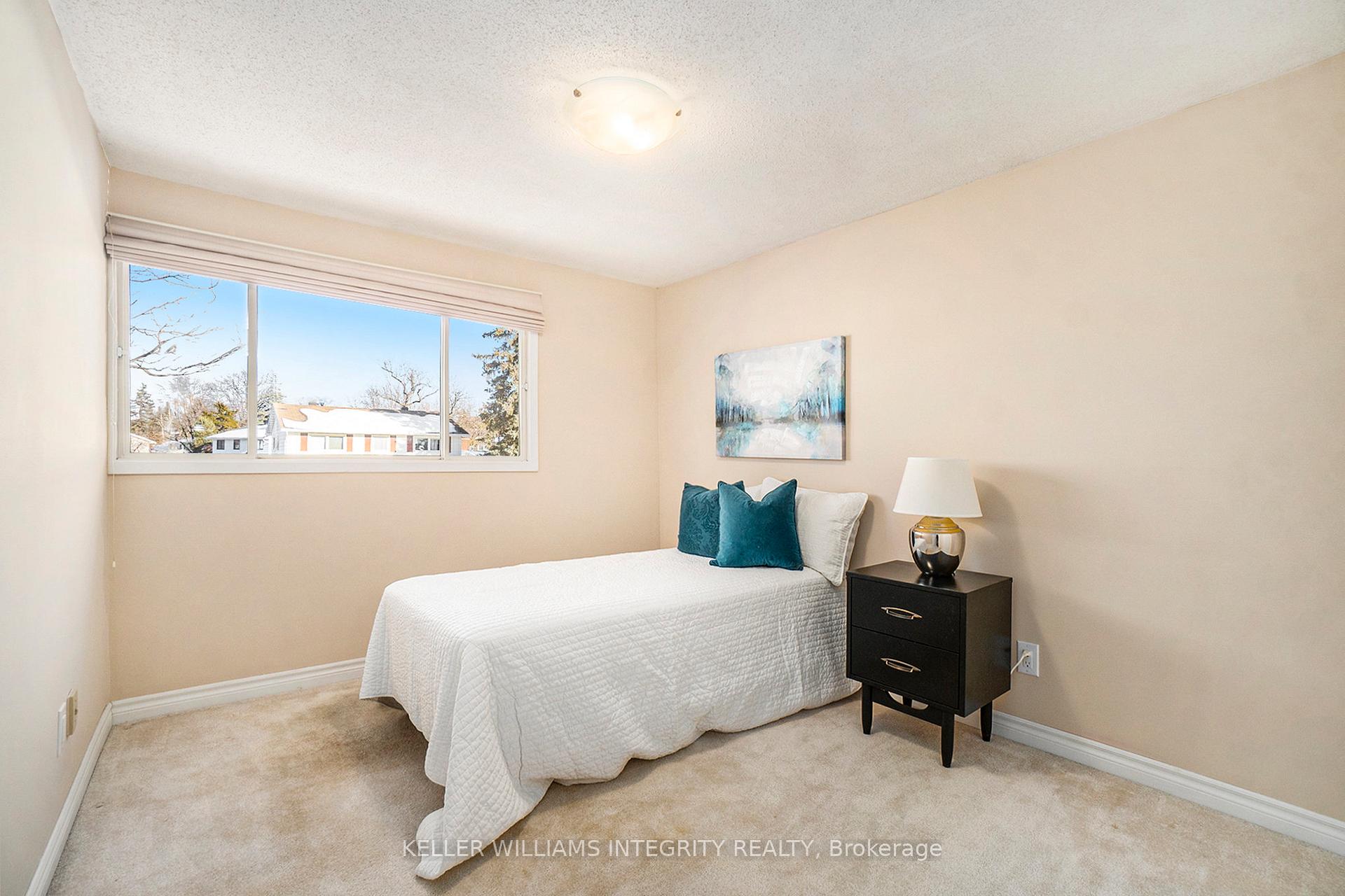 Photo 21 of 6359 Lumberman Way, Ottawa, Convent Glen South — HOMEH