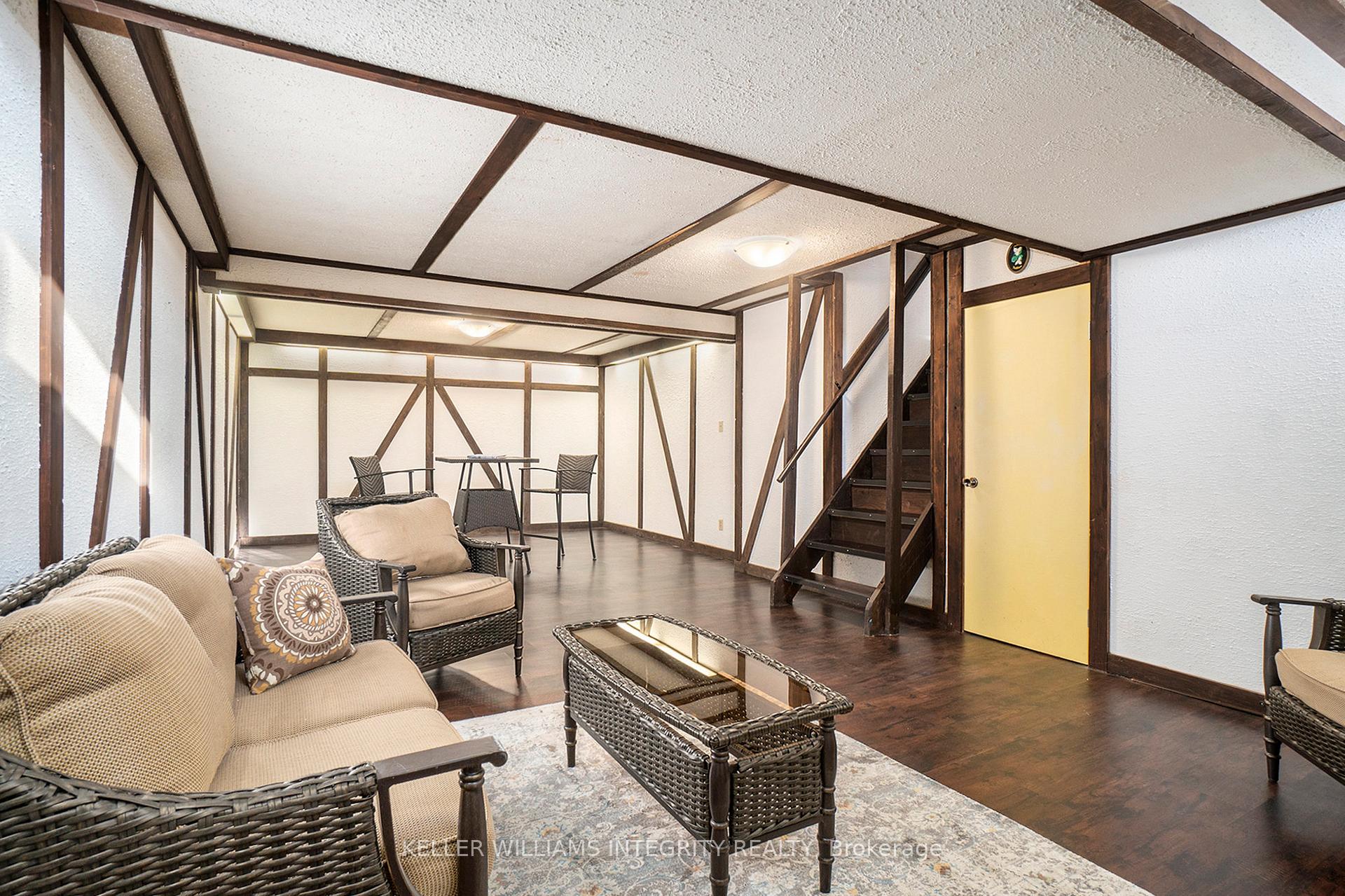Photo 24 of 6359 Lumberman Way, Ottawa, Convent Glen South — HOMEH