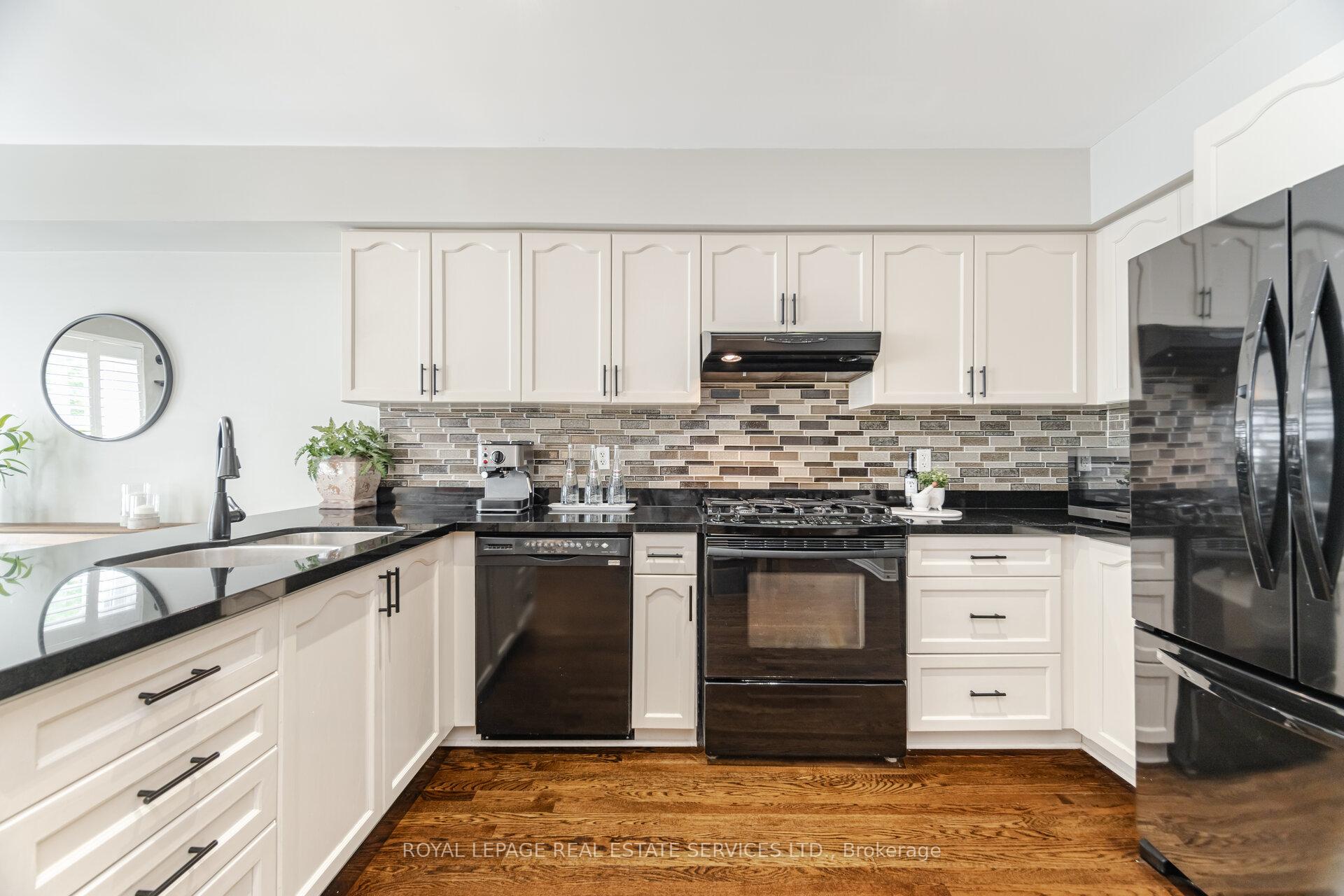 Photo 10 of 1170 Tupper Drive, Milton, Clarke — HOMEH