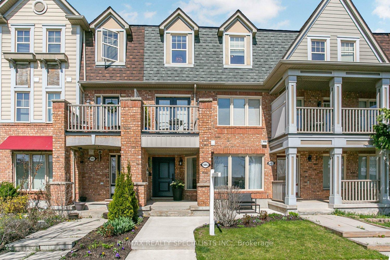 Front of 605 Scott Boulevard