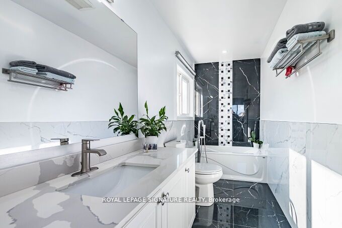 Photo 159 of 5708 Margarita Crescent, Mississauga, Churchill Meadows — HOMEH