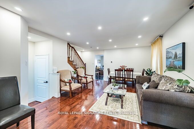 Photo 2 of 5708 Margarita Crescent, Mississauga, Churchill Meadows — HOMEH