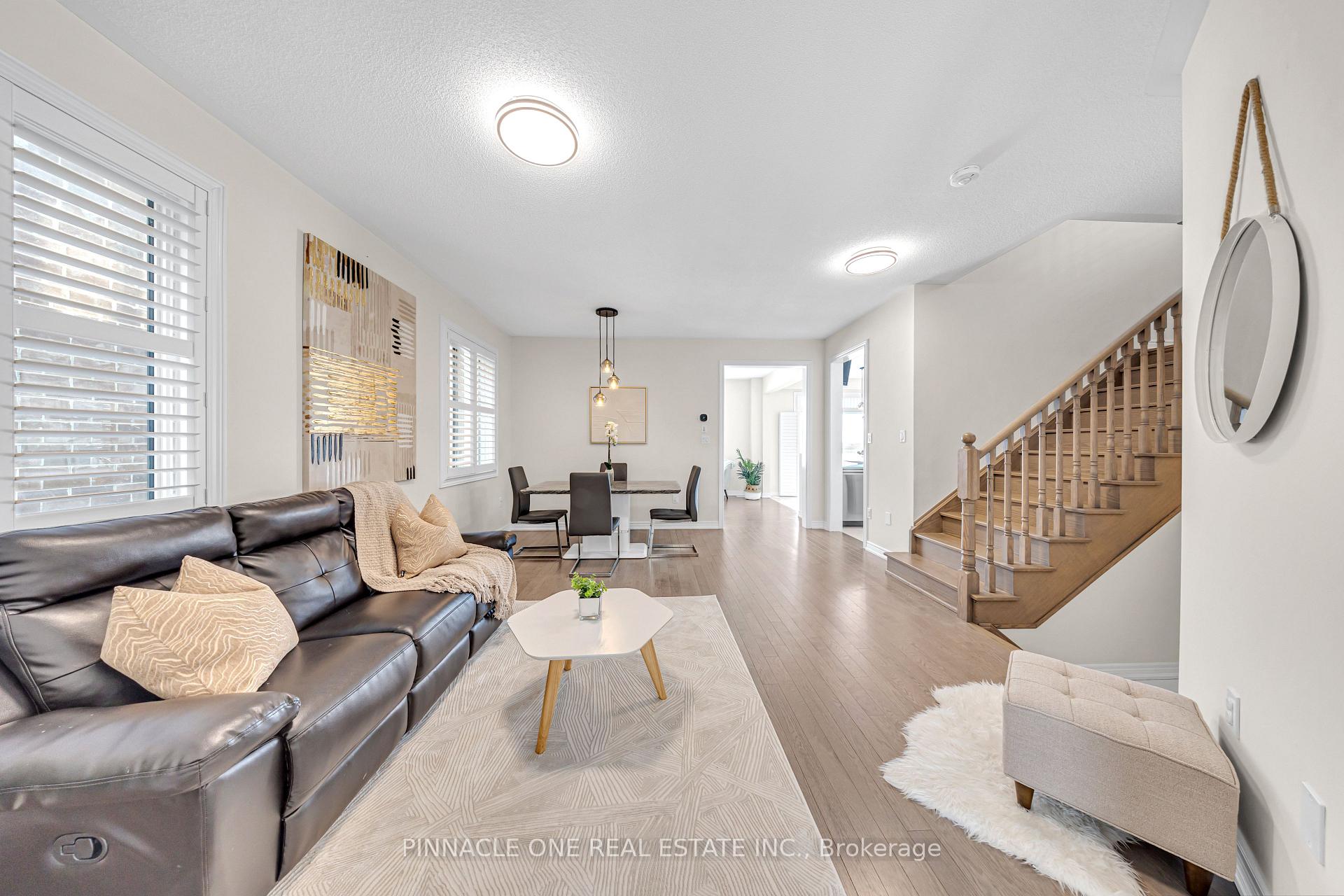Photo 8 of 2174 Coppermine Street, Oshawa, Kedron — HOMEH