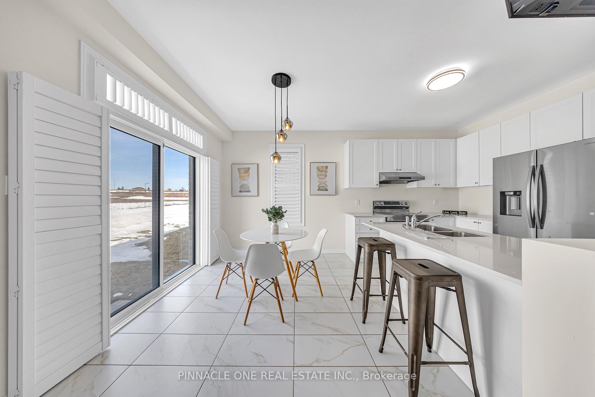 Photo 18 of 2174 Coppermine Street, Oshawa, Kedron — HOMEH