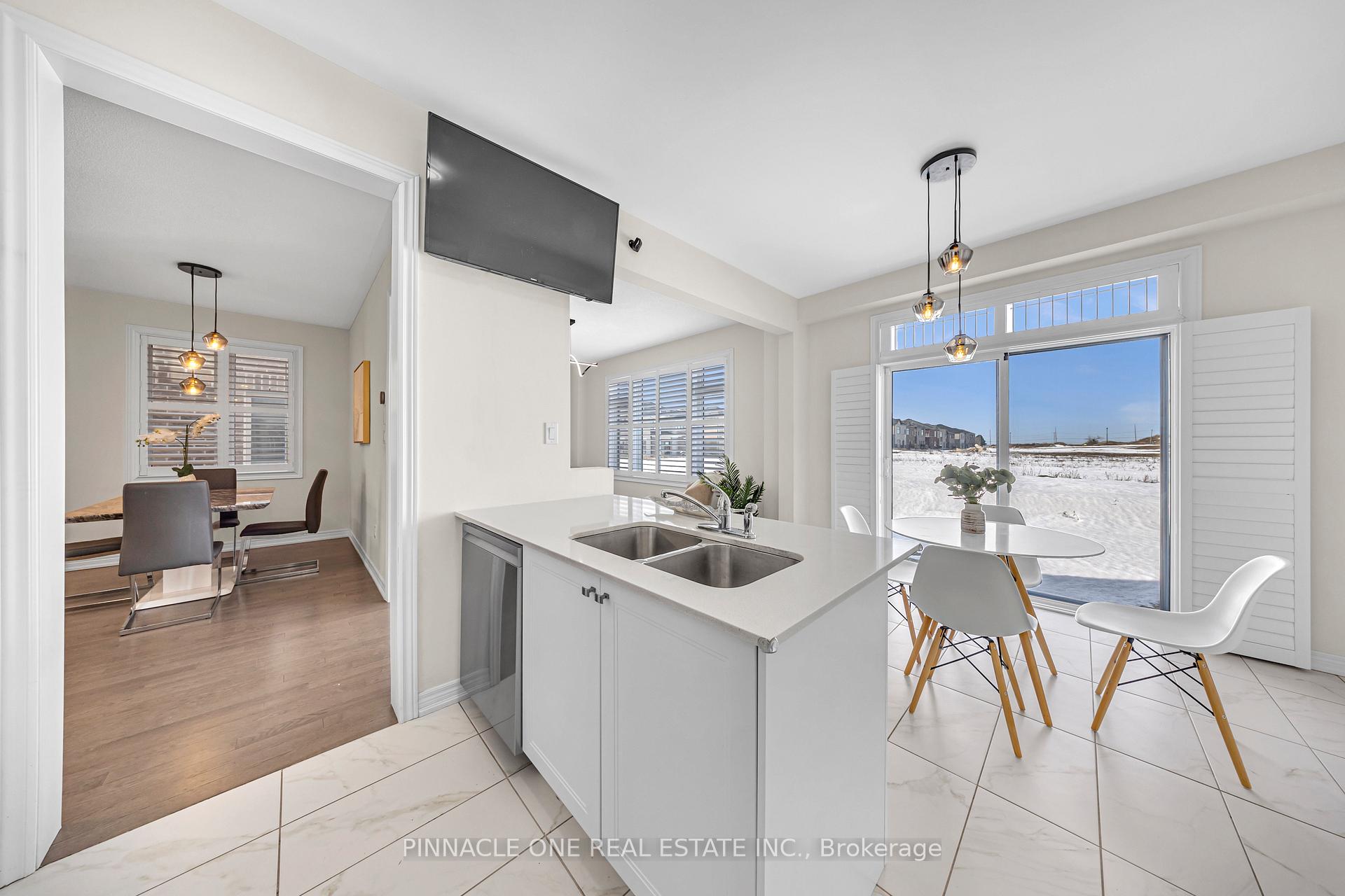 Photo 23 of 2174 Coppermine Street, Oshawa, Kedron — HOMEH