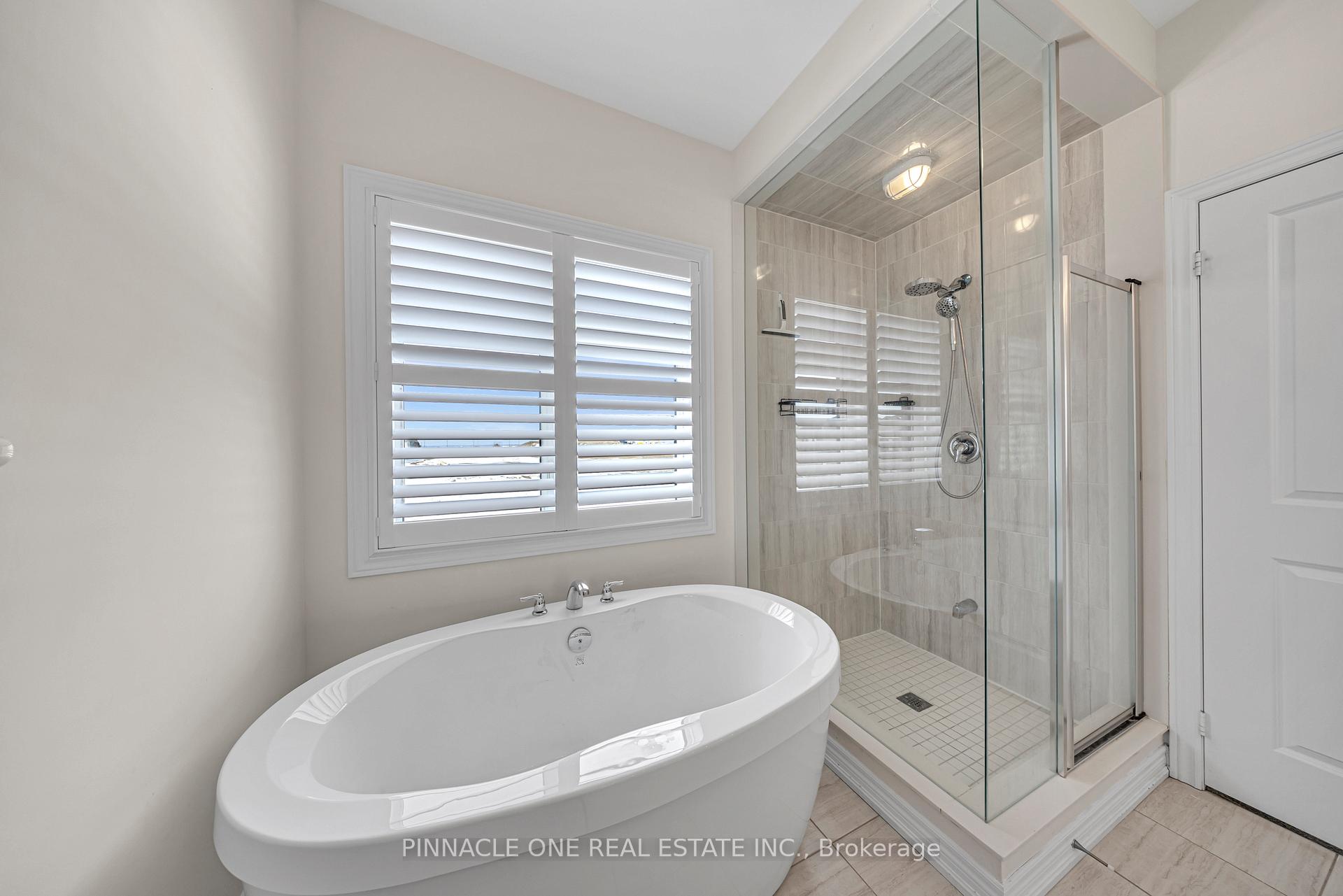 Photo 29 of 2174 Coppermine Street, Oshawa, Kedron — HOMEH