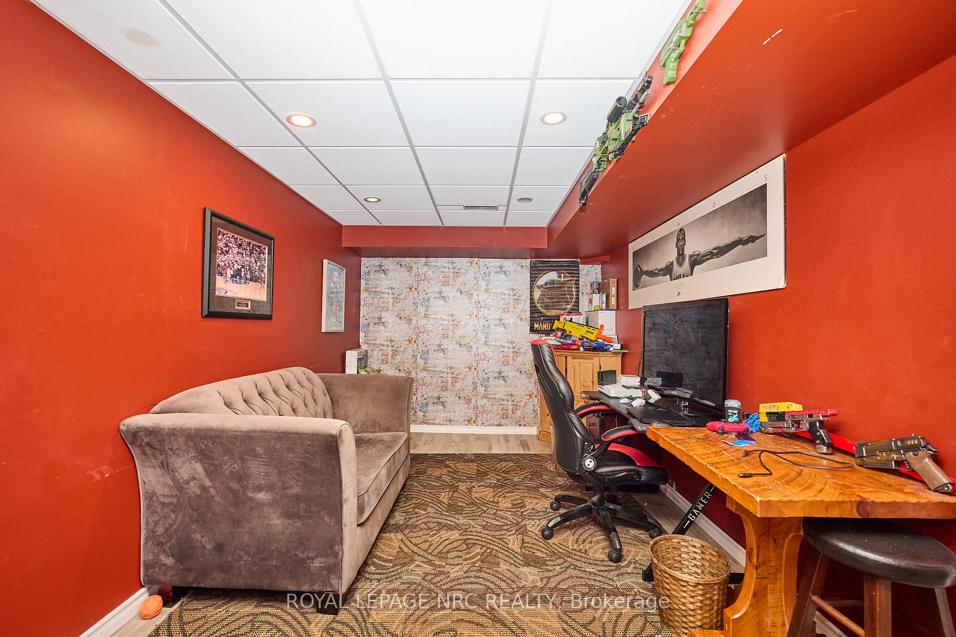 Photo 30 of 6951 Kelly Drive, Niagara Falls, Forestview — HOMEH