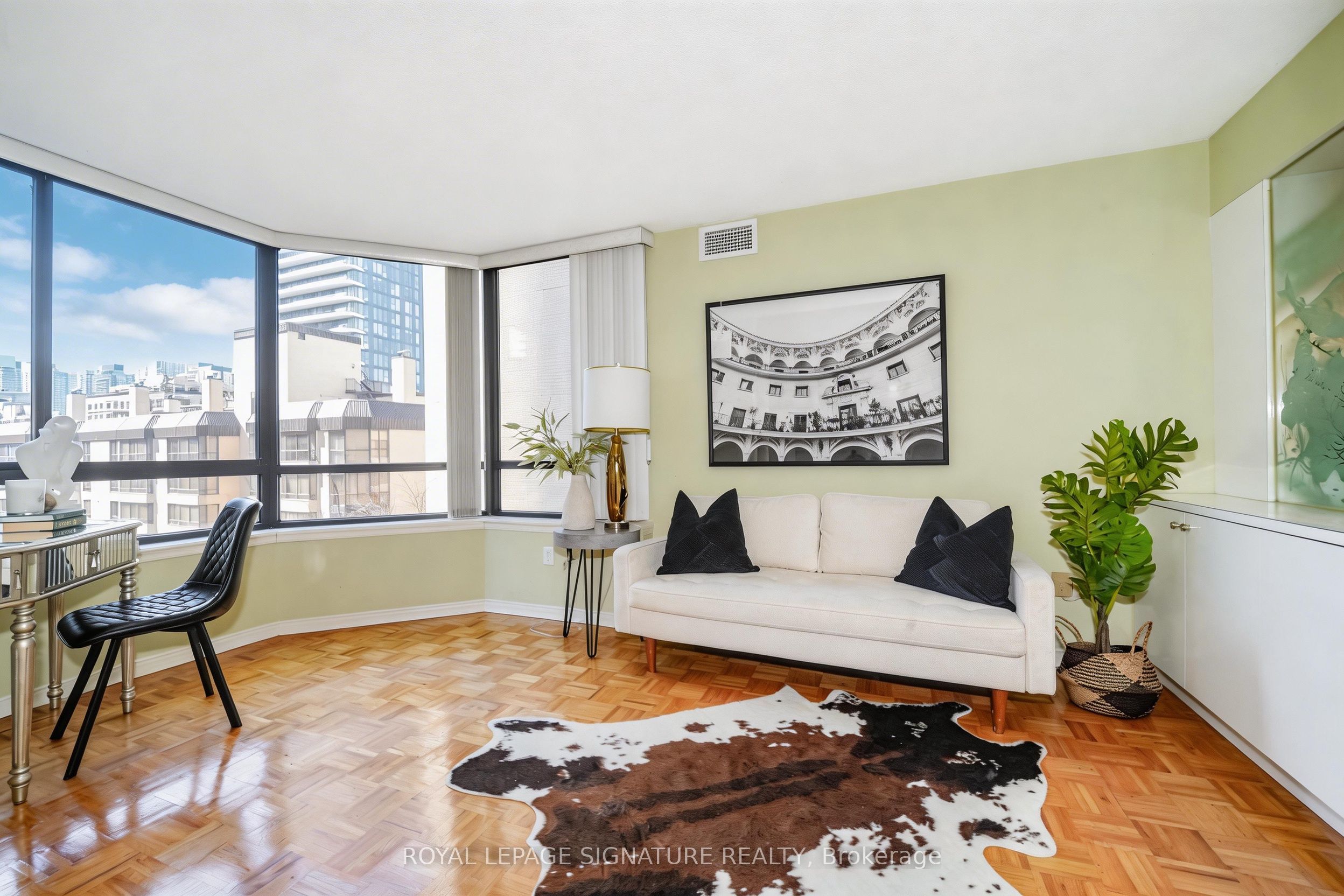 Photo 53 of Unit 1001, 211 St Patrick Street, Toronto, Kensington-Chinatown — HOMEH