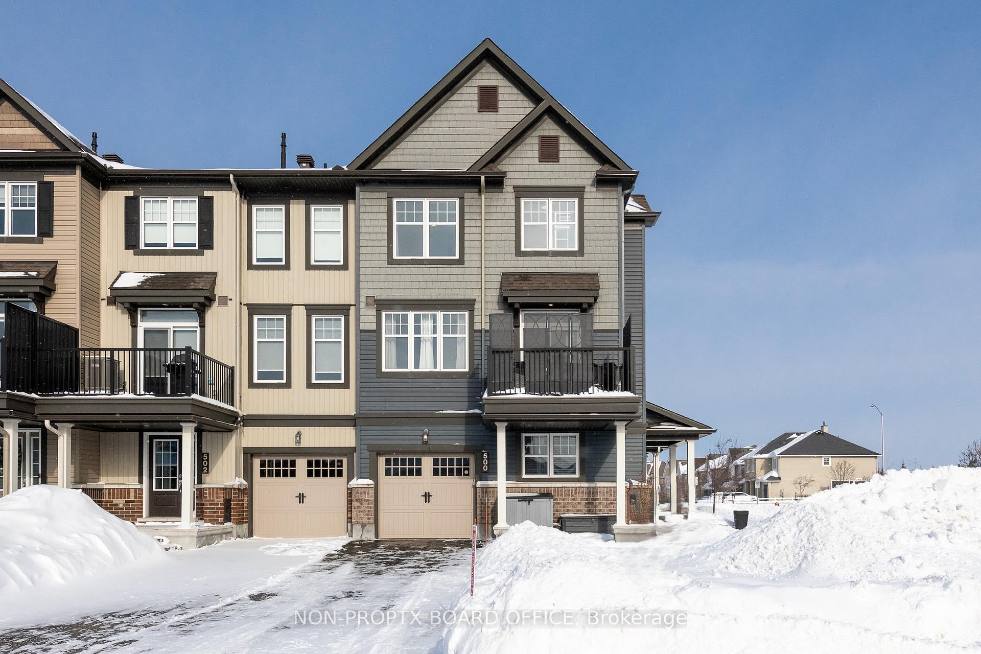 Front of 500 Thimbleberry Row