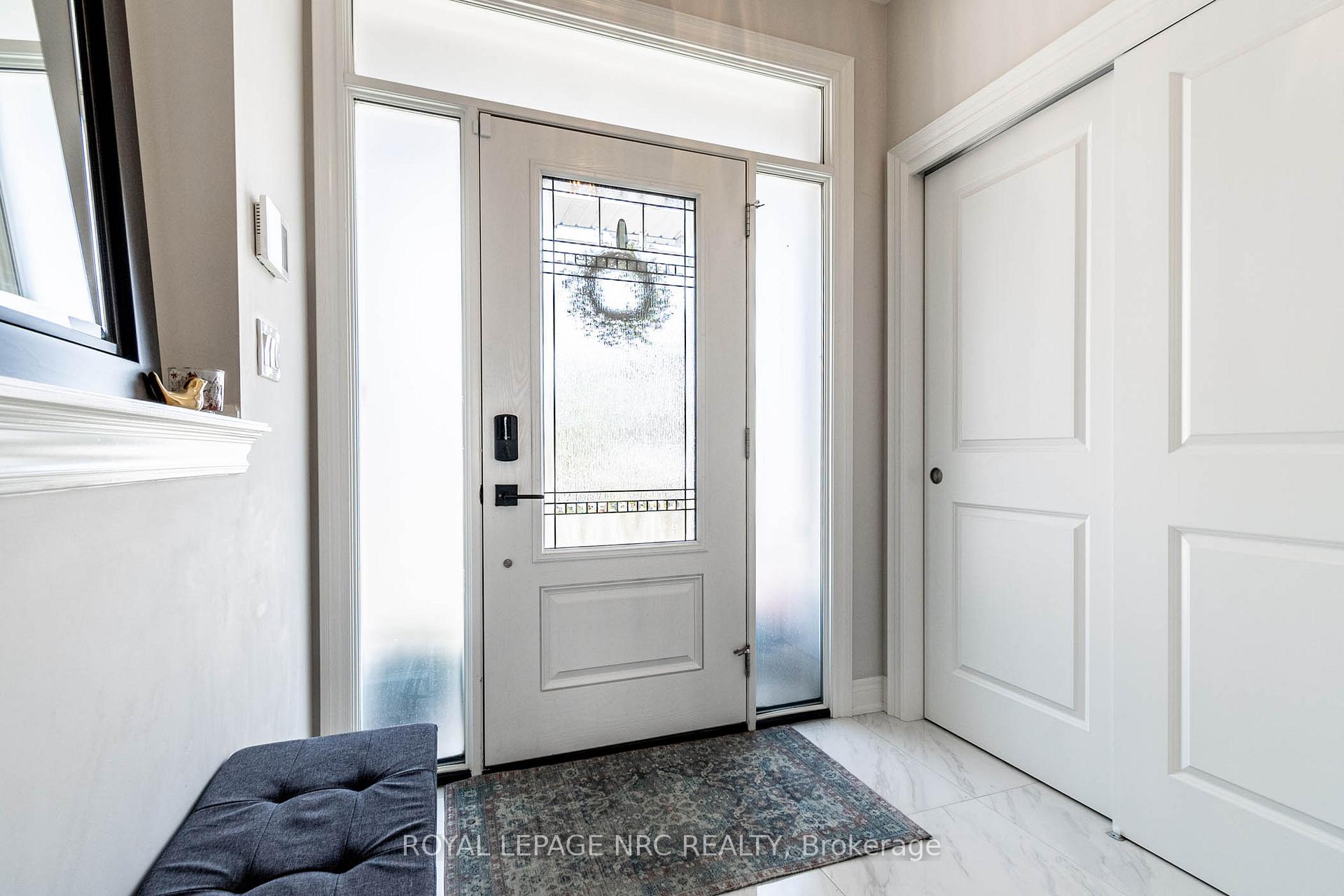 Photo 2 of 126 Susan Drive, Pelham, Fonthill — HOMEH
