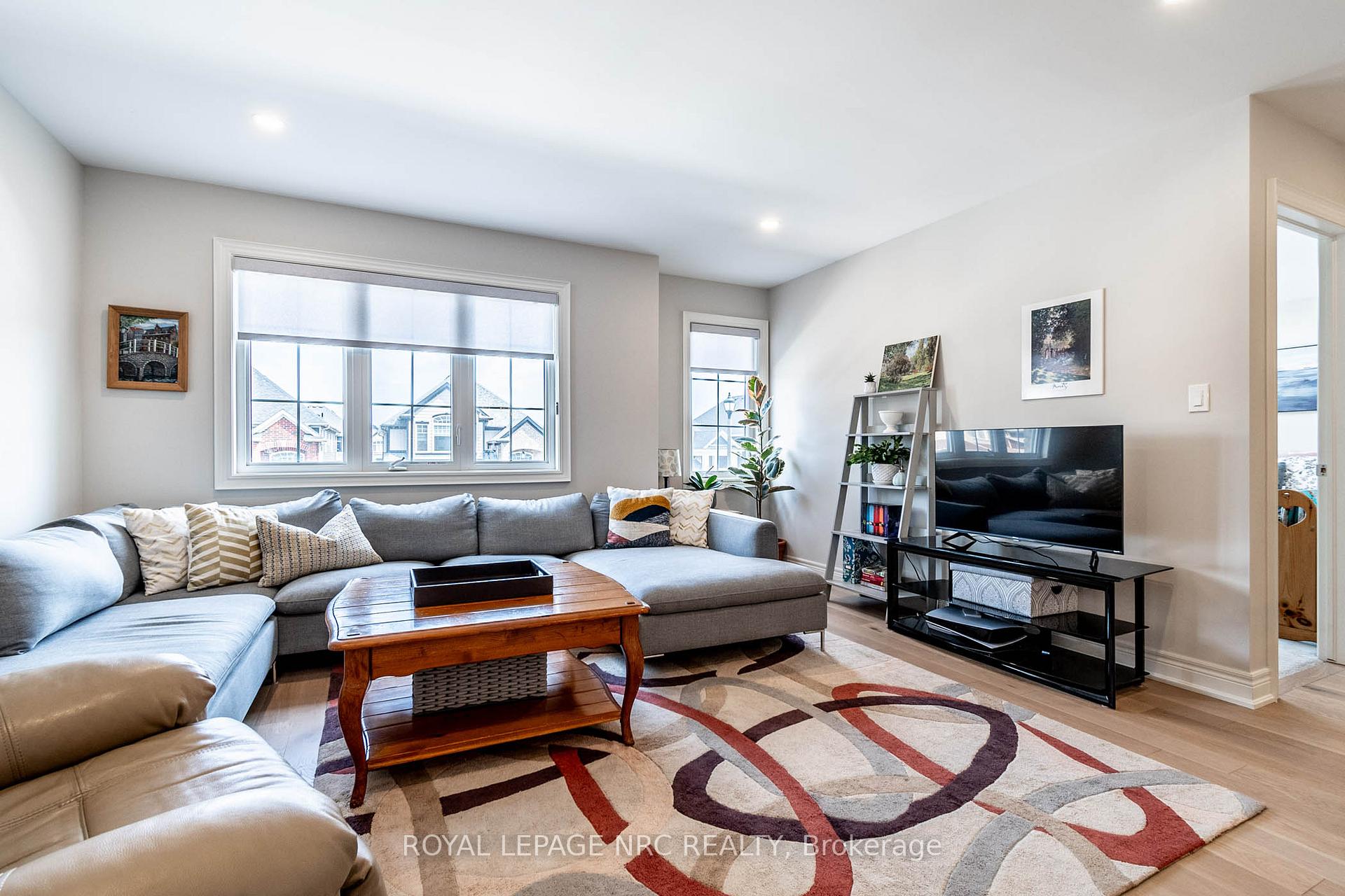 Photo 17 of 126 Susan Drive, Pelham, Fonthill — HOMEH