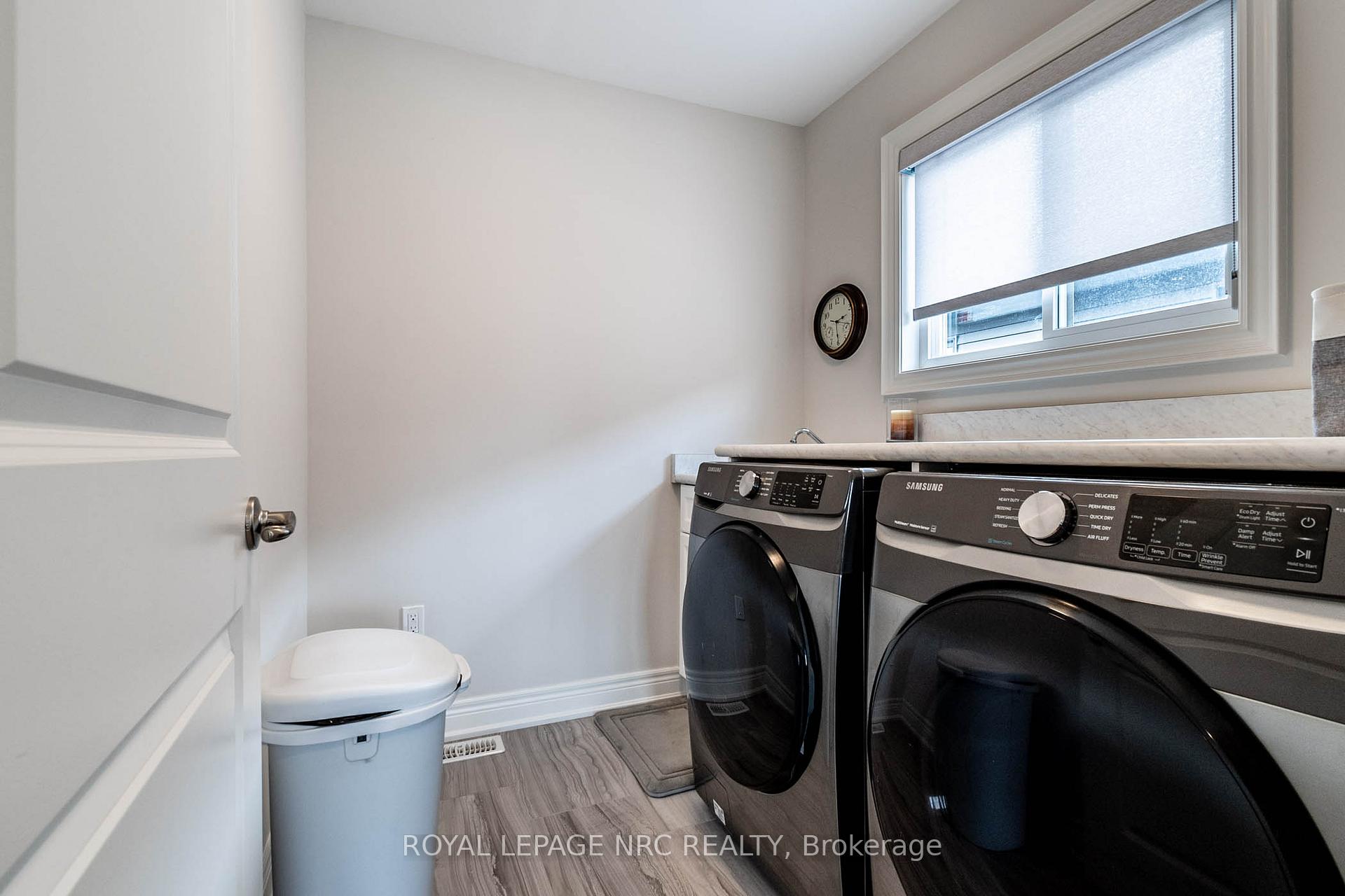 Photo 18 of 126 Susan Drive, Pelham, Fonthill — HOMEH