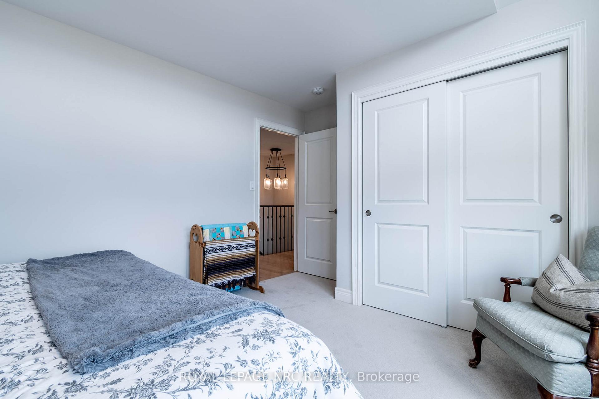 Photo 20 of 126 Susan Drive, Pelham, Fonthill — HOMEH