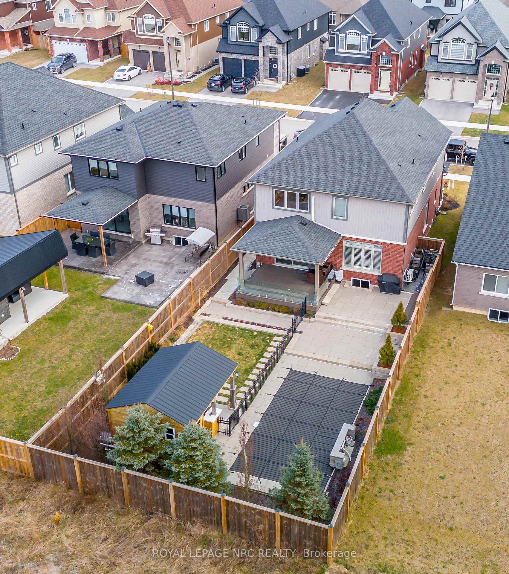 Photo 37 of 126 Susan Drive, Pelham, Fonthill — HOMEH
