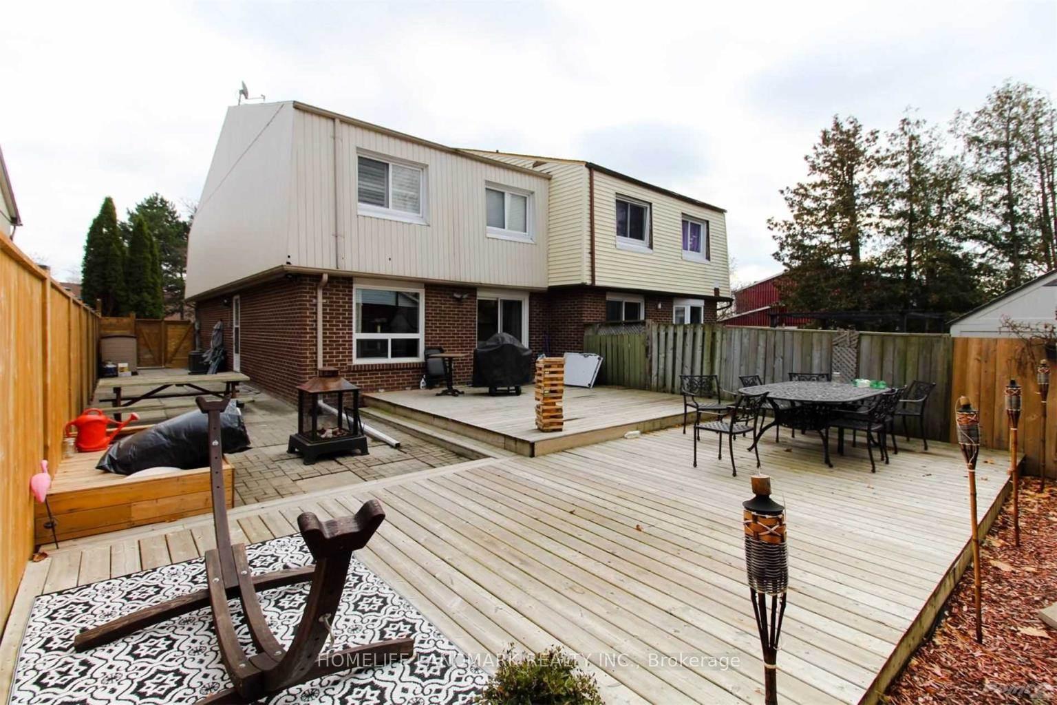 Photo 10 of 1420 Fieldlight Boulevard, Pickering, Liverpool — HOMEH